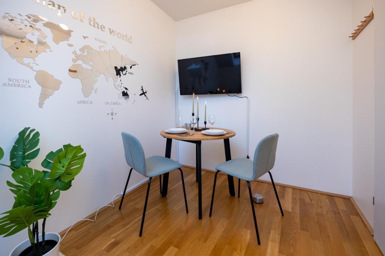Appartement Rooftop Cozy Near Innerstadt With Ac Wenen